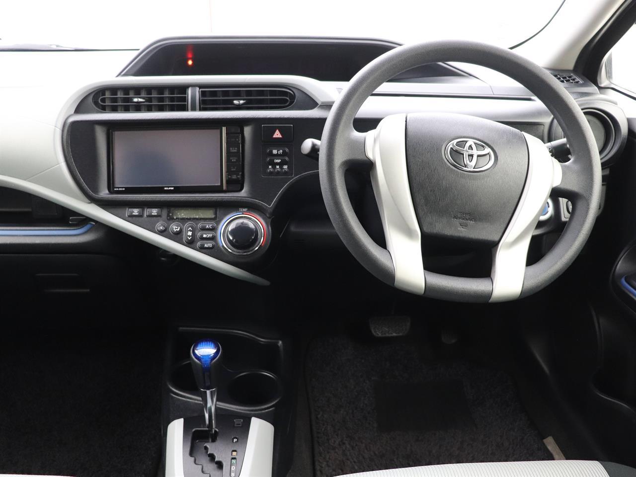 Toyota AQUA 1.5