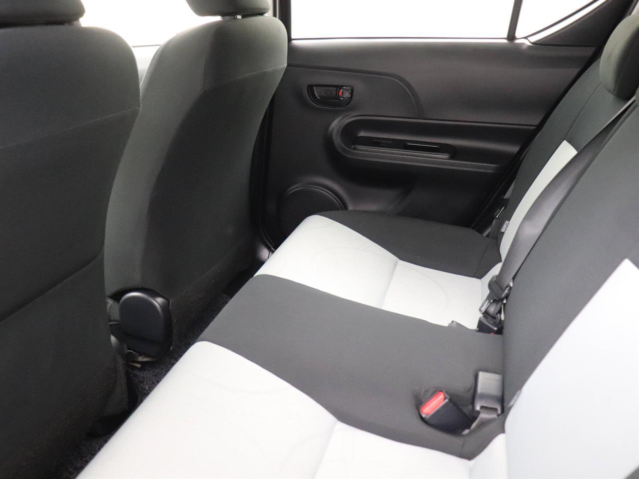 Toyota AQUA 1.5