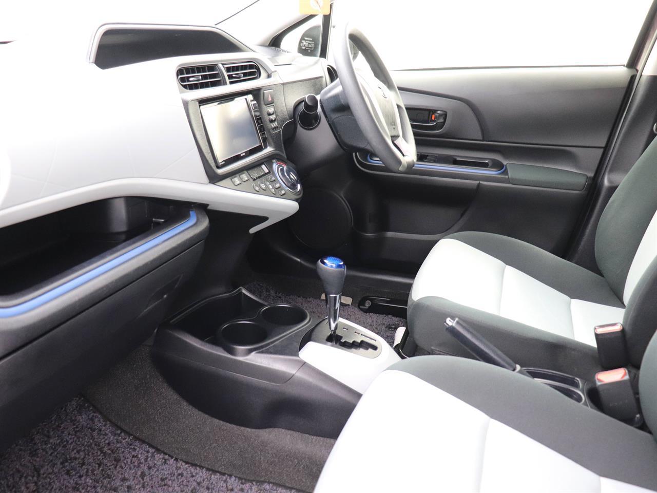 Toyota AQUA 1.5