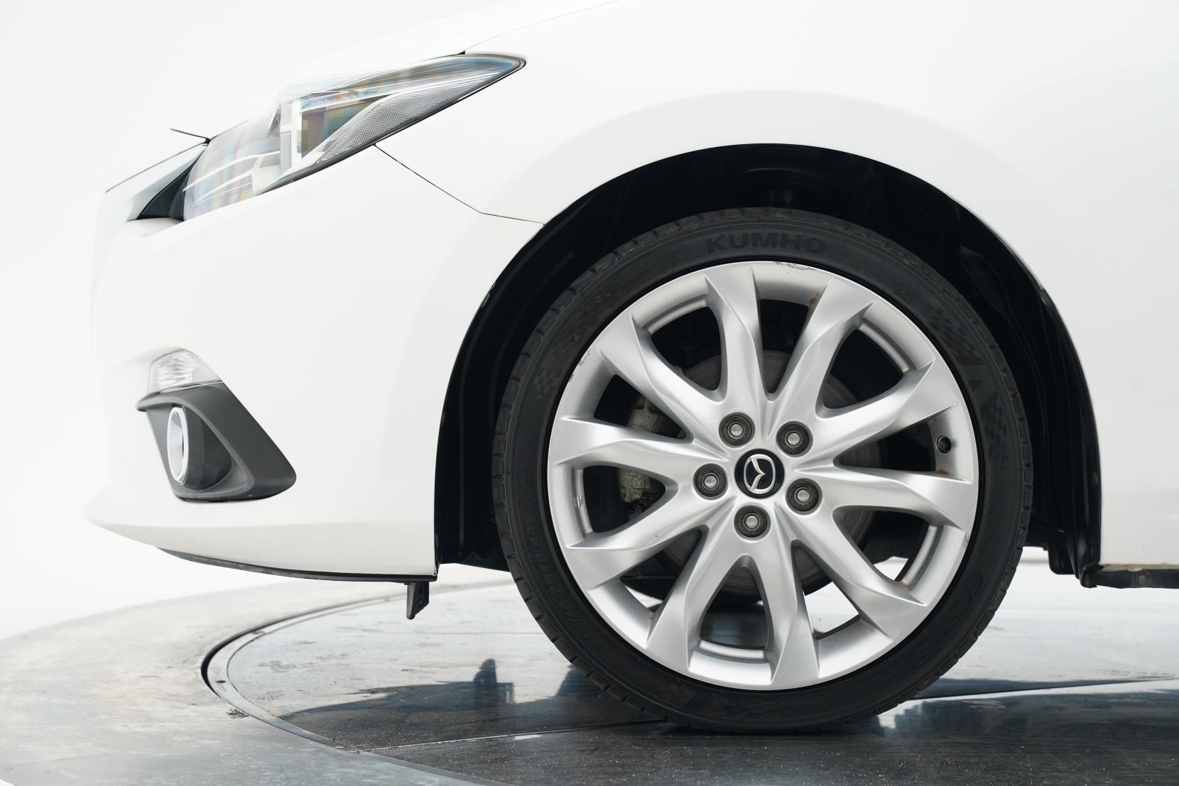 Mazda Axela SPORT 20S TOURING