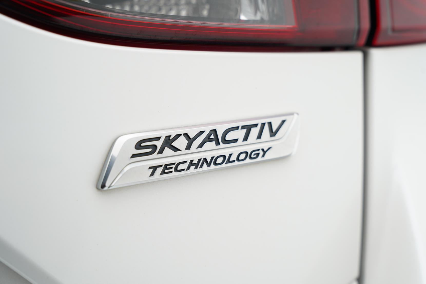 Mazda Axela SPORT 20S TOURING