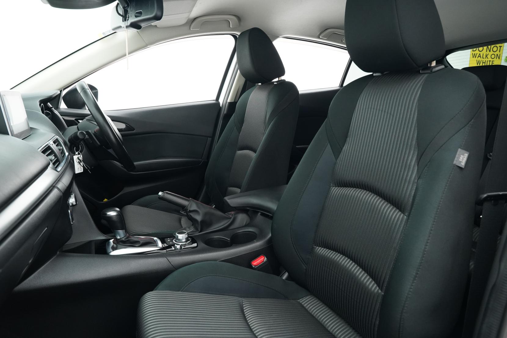 Mazda Axela SPORT 20S TOURING