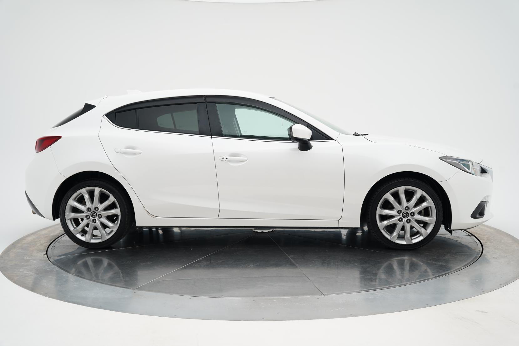 Mazda Axela SPORT 20S TOURING