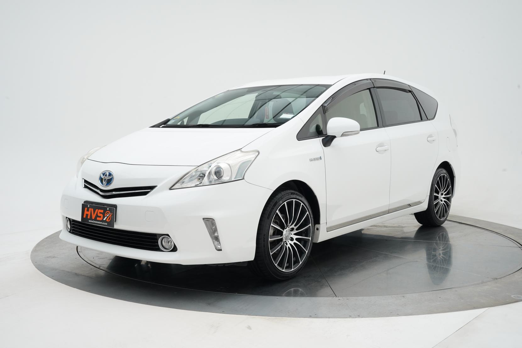 Toyota Prius 1.8 ALPHA S L SELECTION