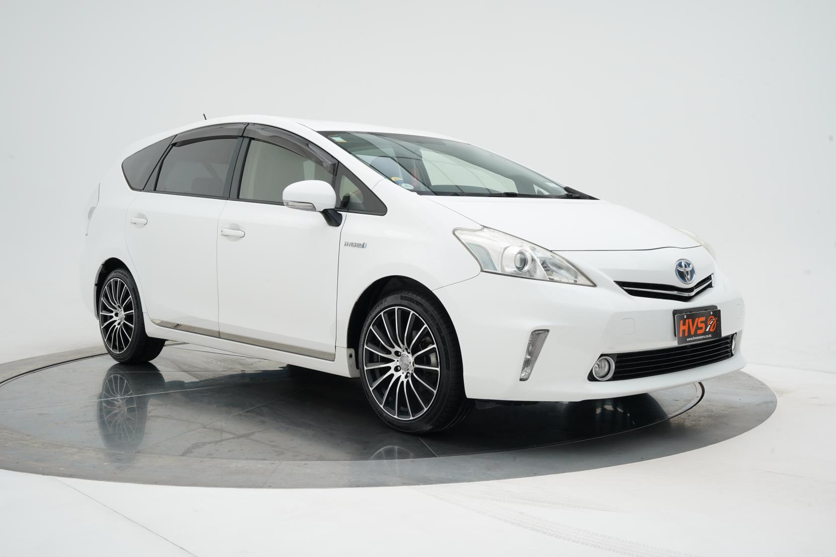 Toyota Prius 1.8 ALPHA S L SELECTION