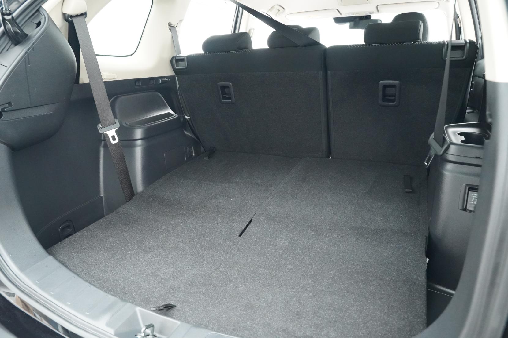 Mitsubishi Outlander 2.4 24G 4WD 7 Seater