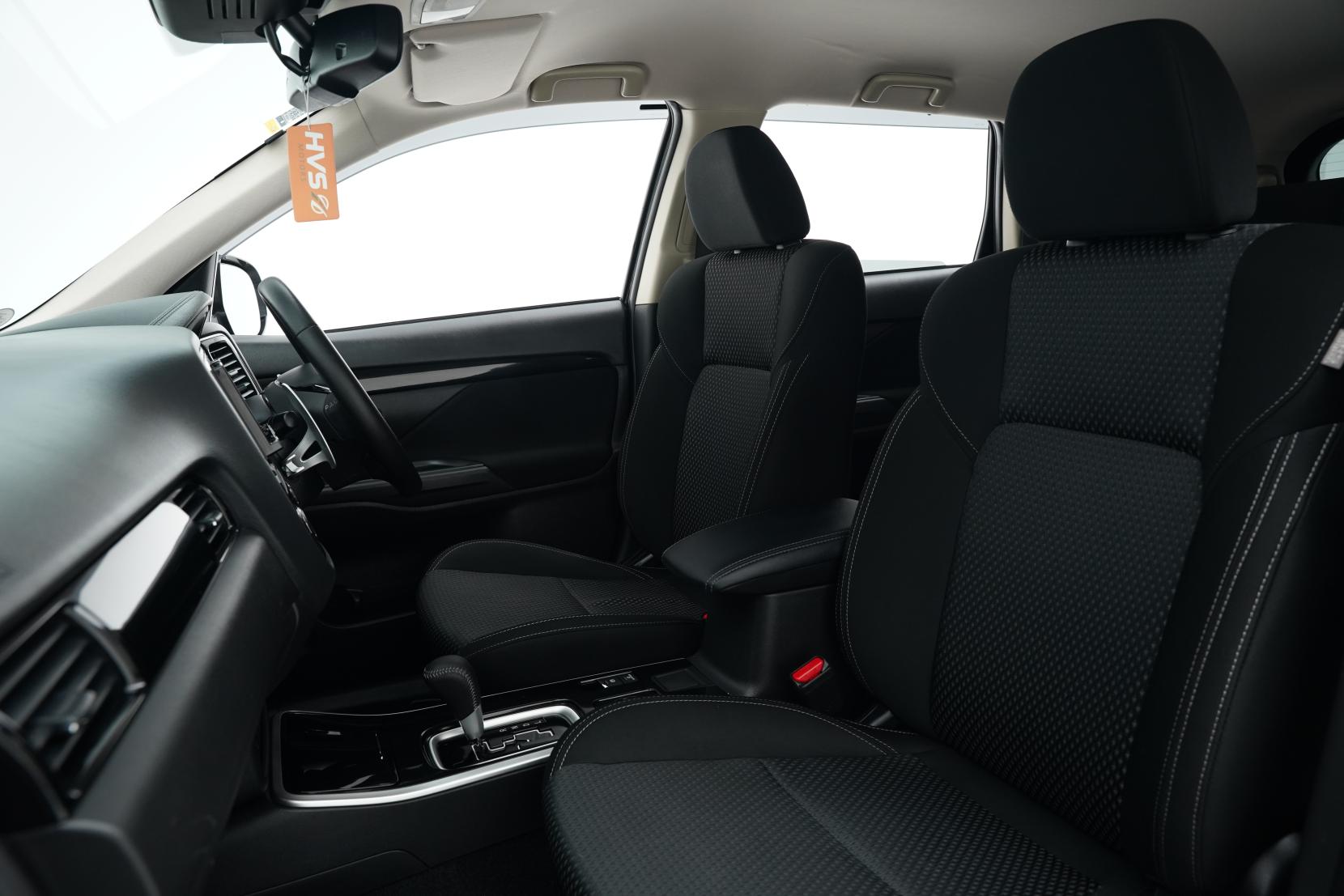 Mitsubishi Outlander 2.4 24G 4WD 7 Seater
