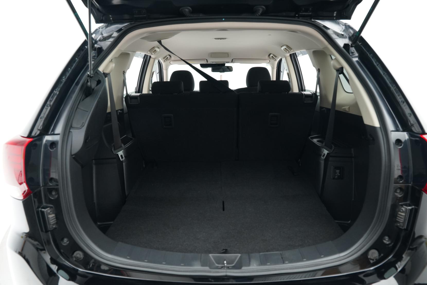 Mitsubishi Outlander 2.4 24G 4WD 7 Seater