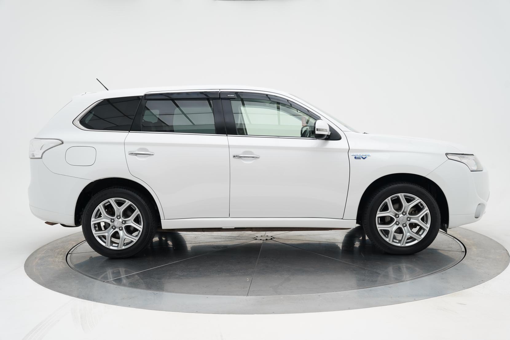 Mitsubishi Outlander 2.0 Phev G 4WD 