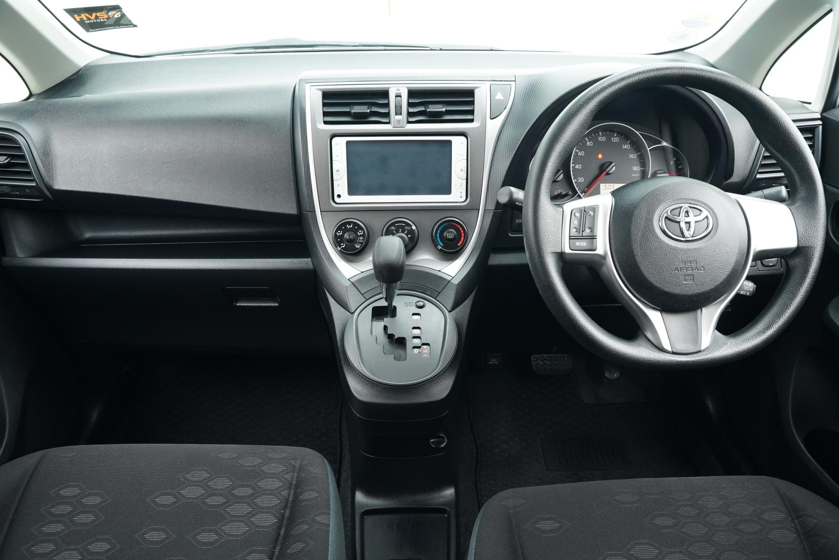 Toyota Ractis X