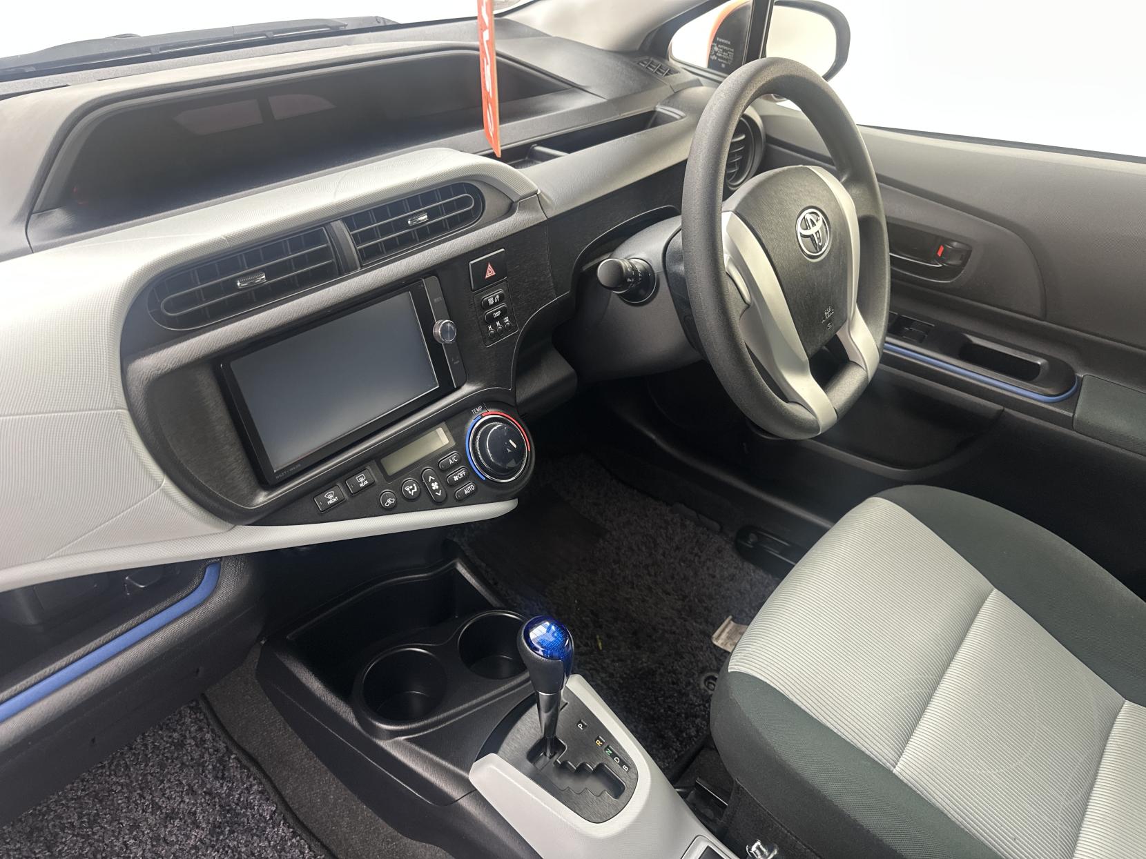 Toyota Aqua 1.5 S Push Start