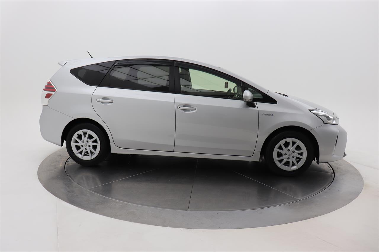 Toyota Prius 1.8 Alpha S 5 Seater