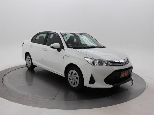 Toyota Corolla 1.8 Axio Hybrid