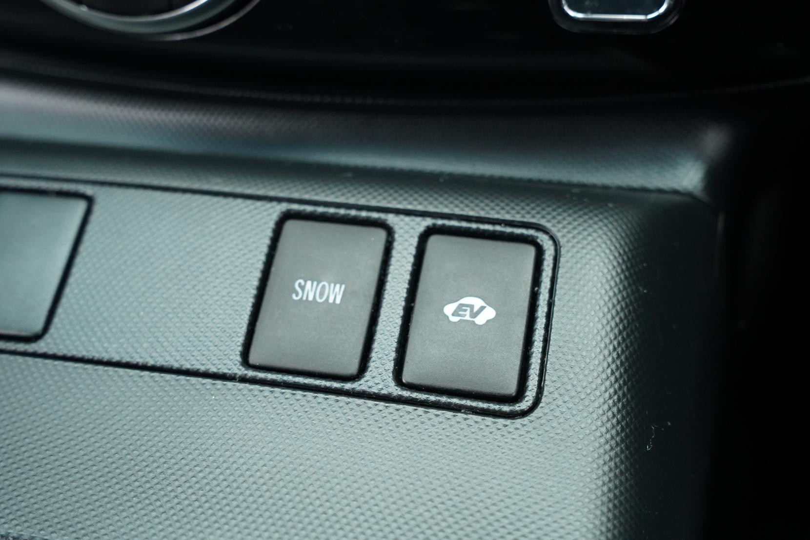 Toyota Estima 2.4 Hybrid Aeras Premium Edition