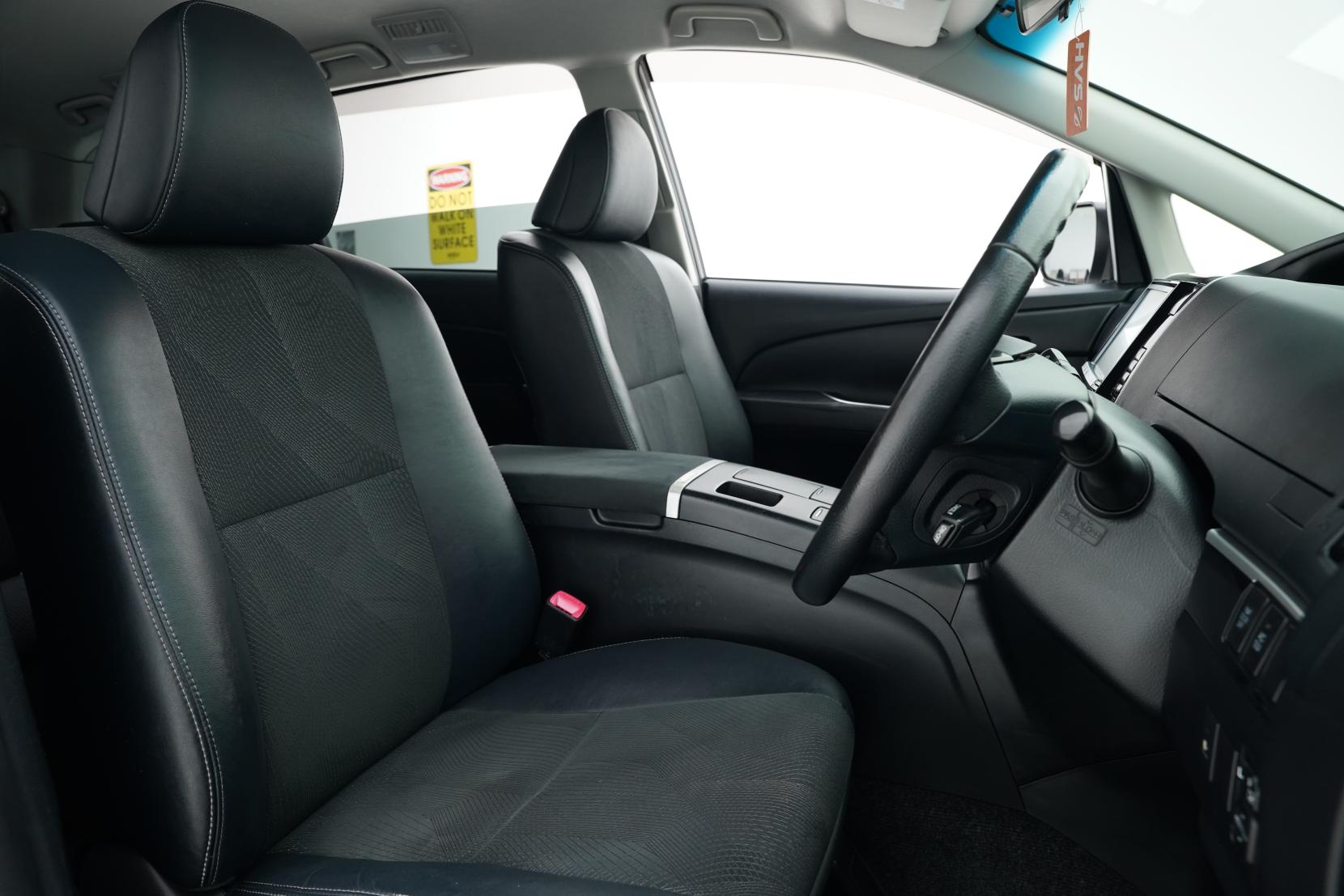 Toyota Estima 2.4 Hybrid Aeras Premium Edition