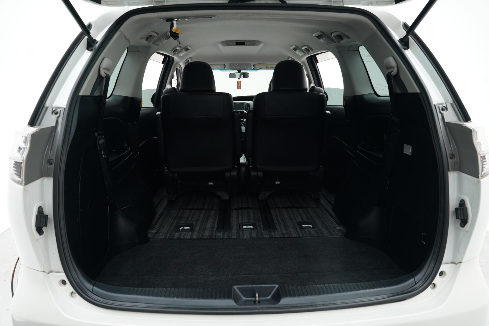 Toyota Estima 2.4 Hybrid Aeras Premium Edition
