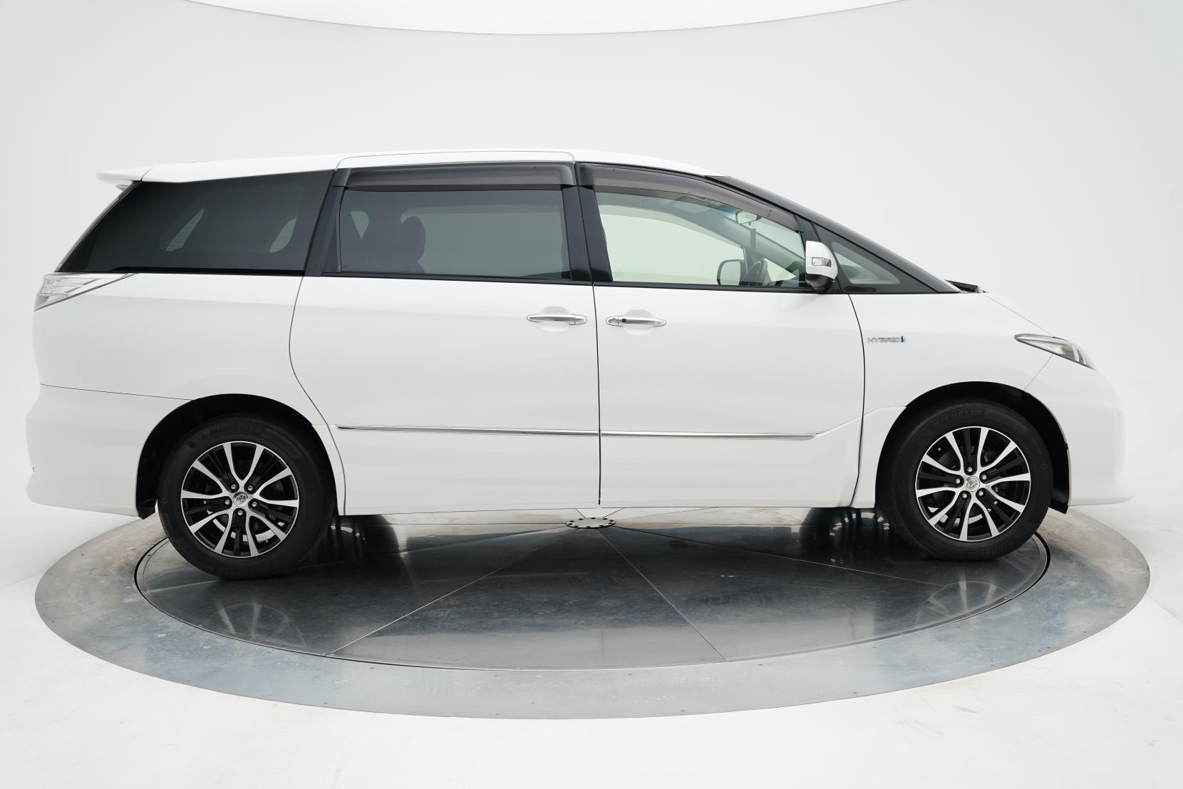Toyota Estima 2.4 Hybrid Aeras Premium Edition