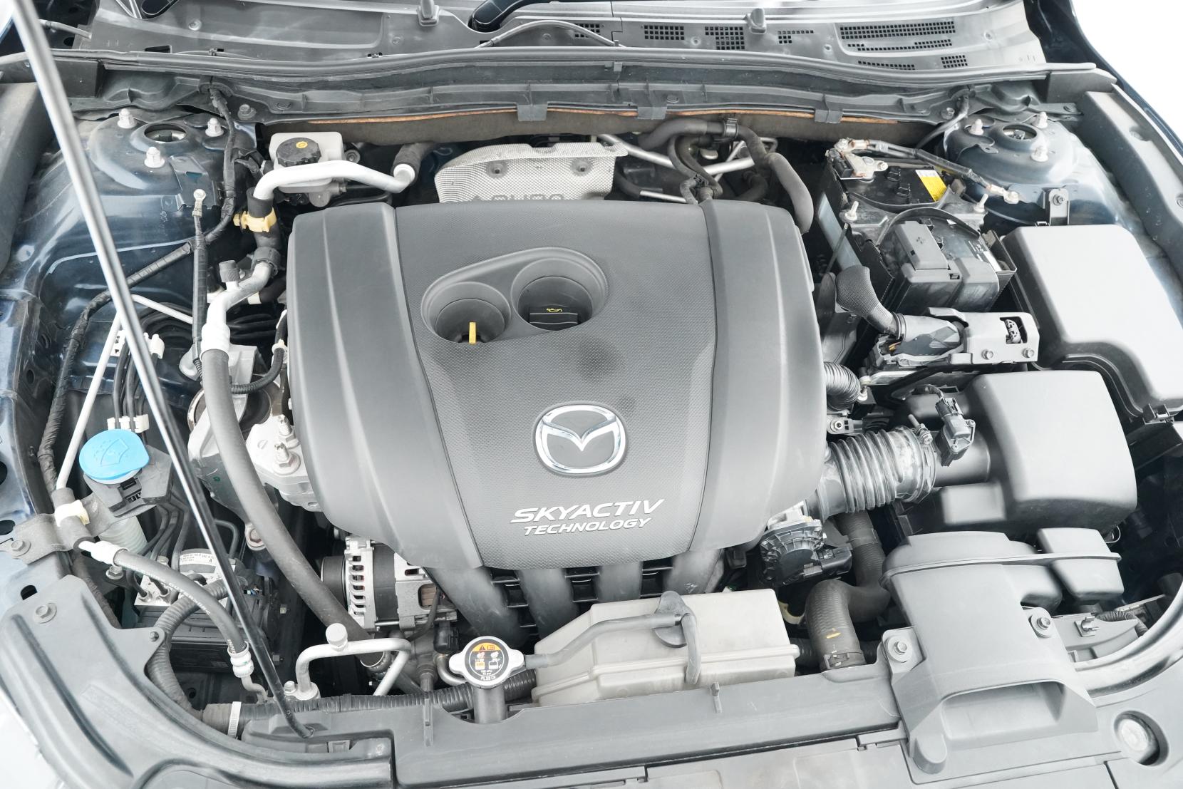 Mazda Axela SPORT 20S TOURING