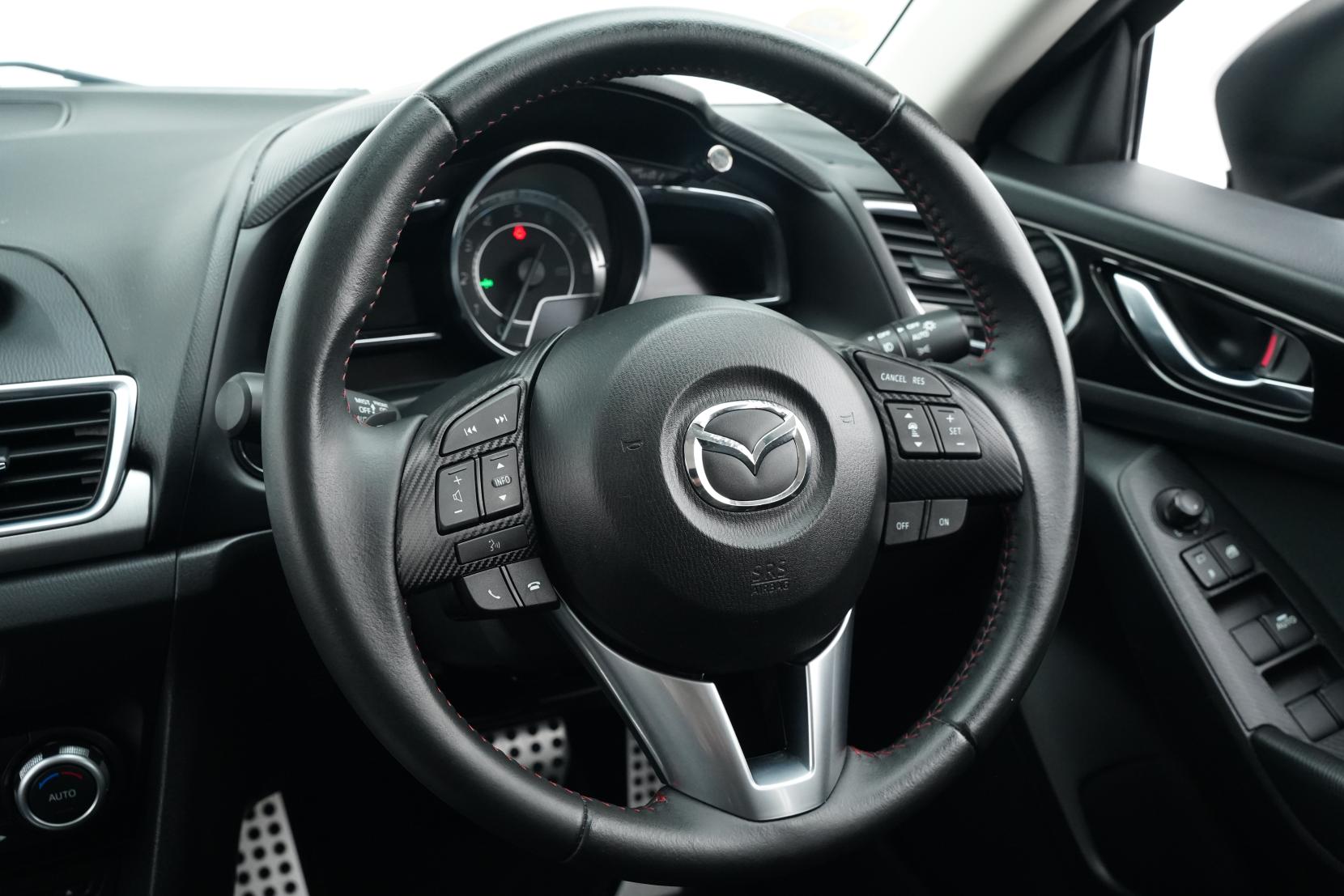Mazda Axela SPORT 20S TOURING