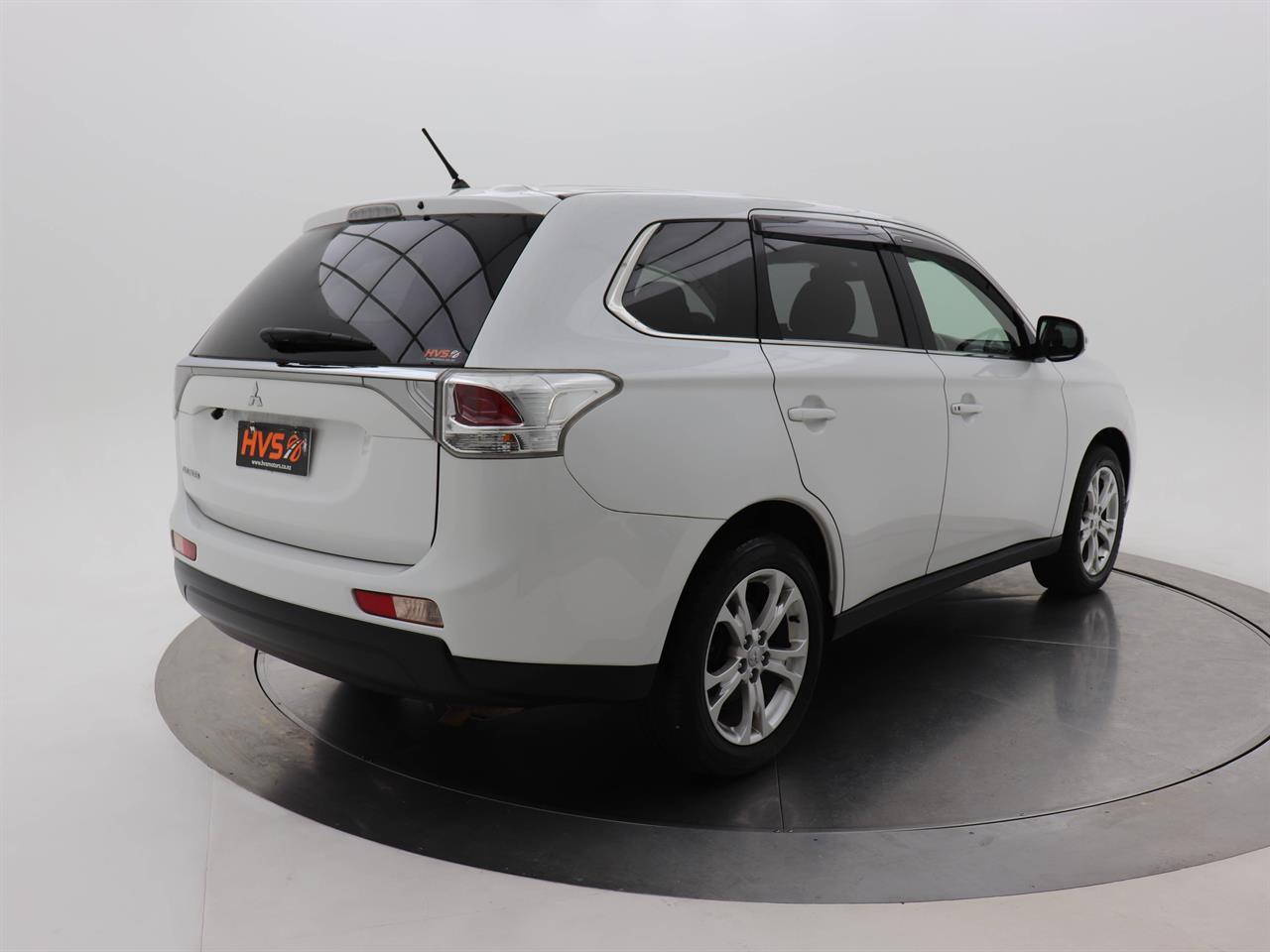 Mitsubishi Outlander 2.4 24G 4WD 7 Seater