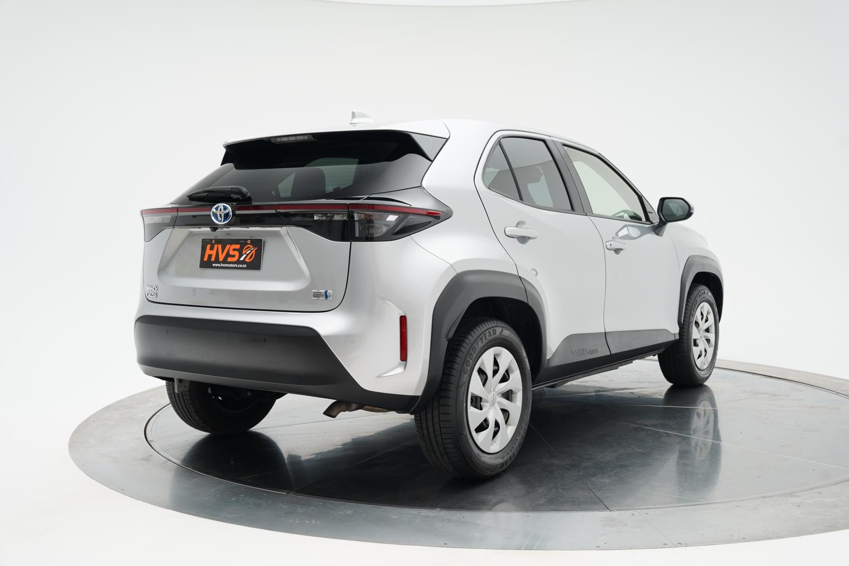 Toyota Yaris Cross Hybrid X