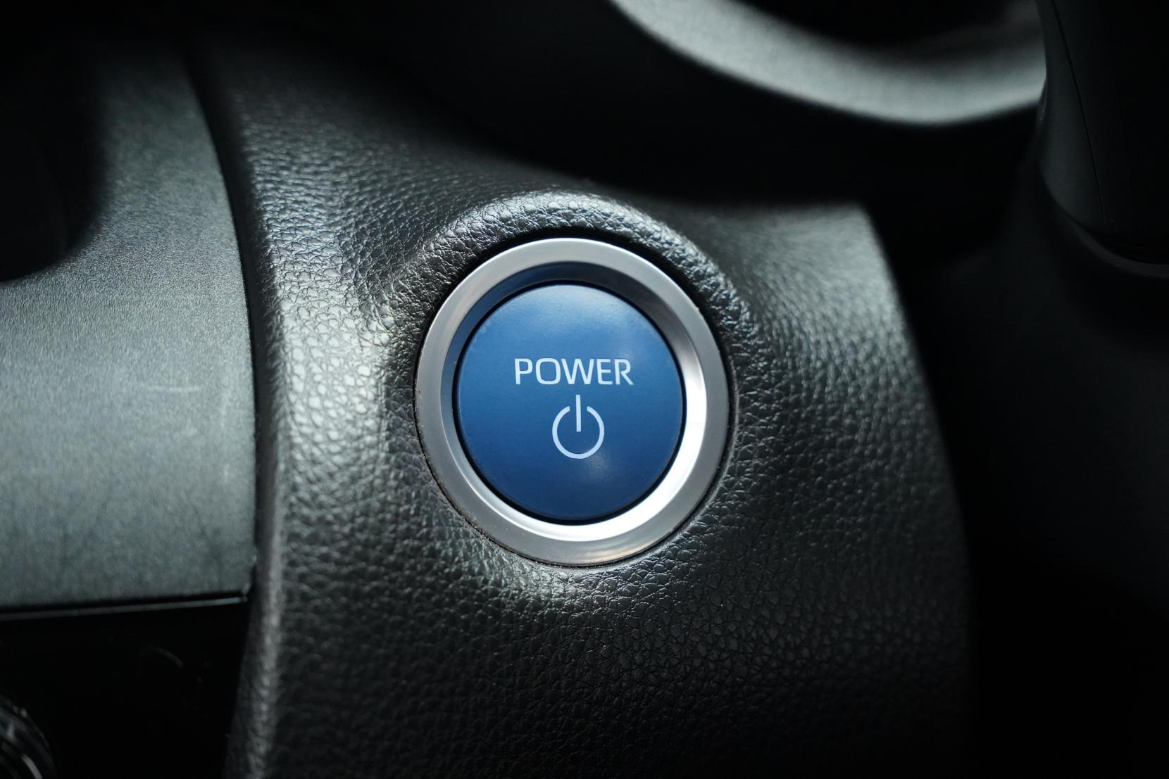 Toyota Yaris Cross Hybrid X