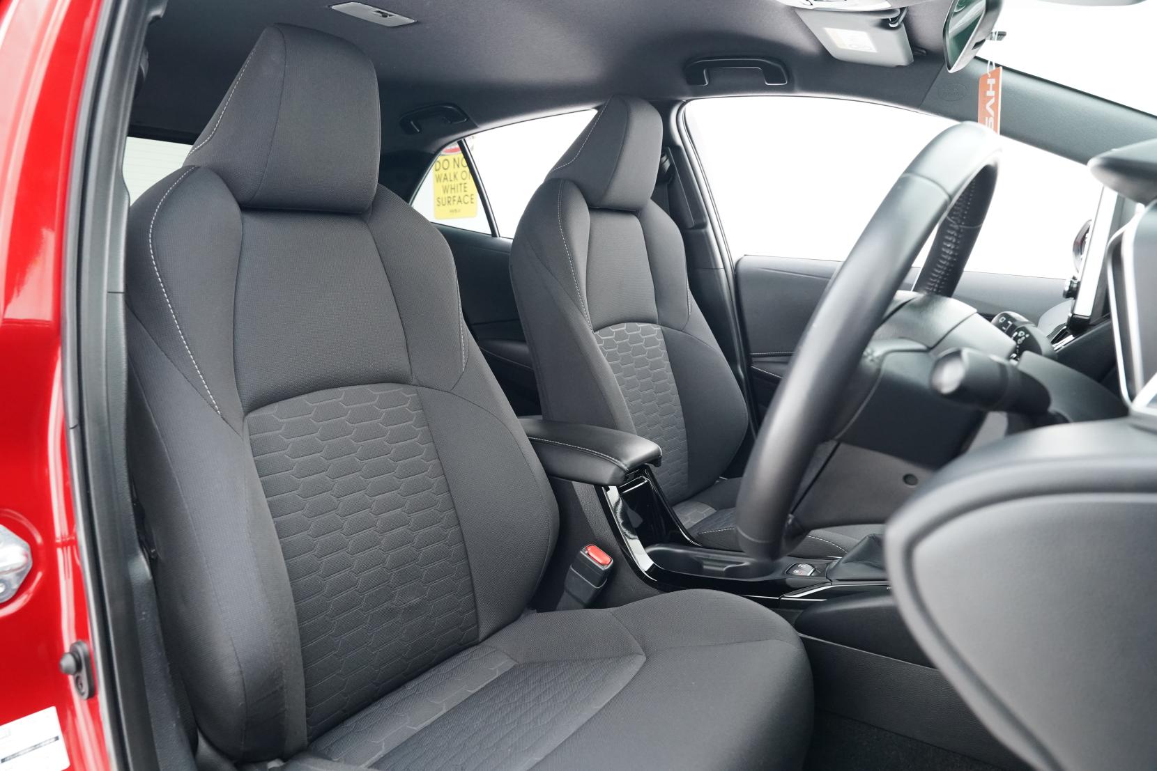 Toyota Corolla SPORT HYBRID G