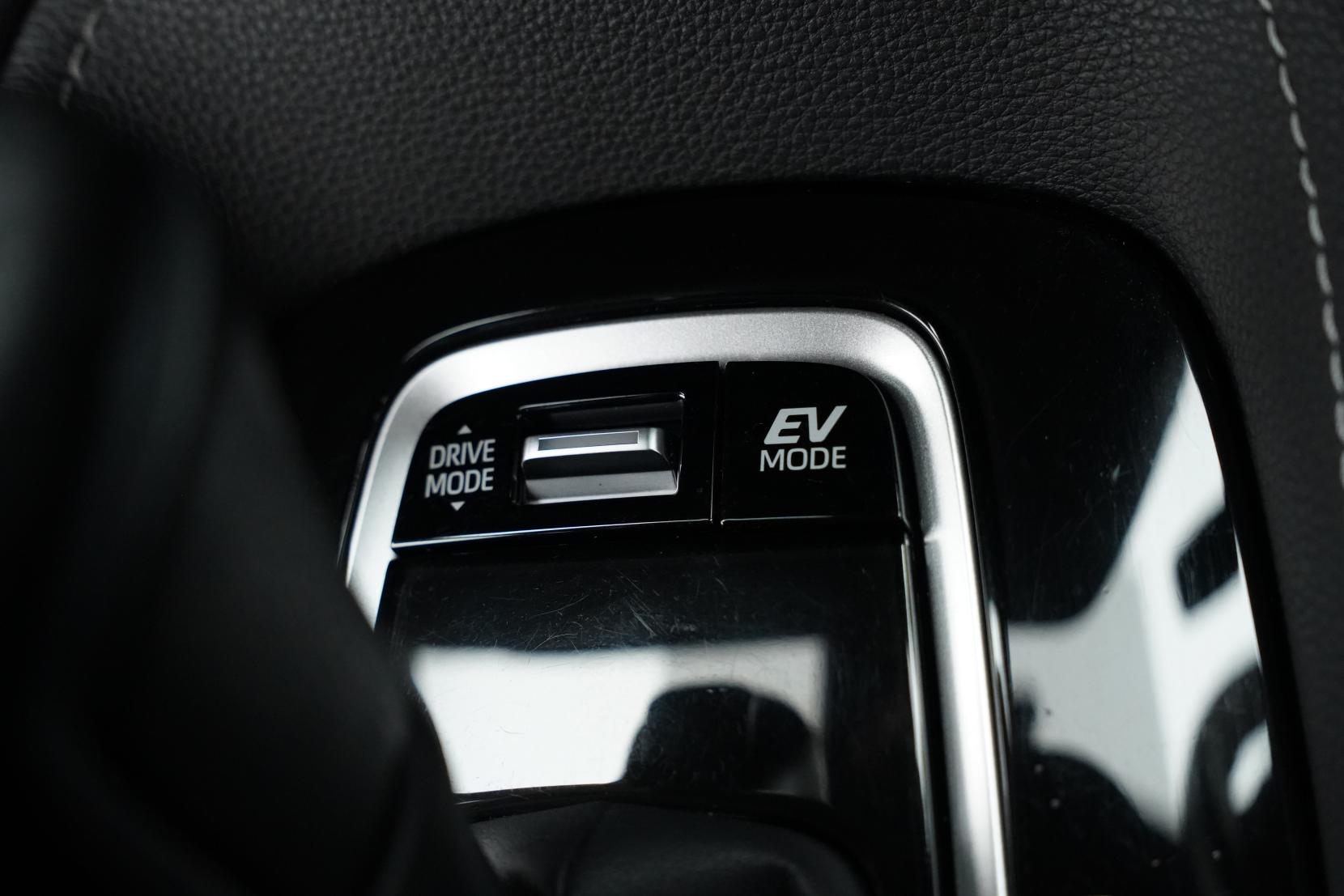 Toyota Corolla SPORT HYBRID G