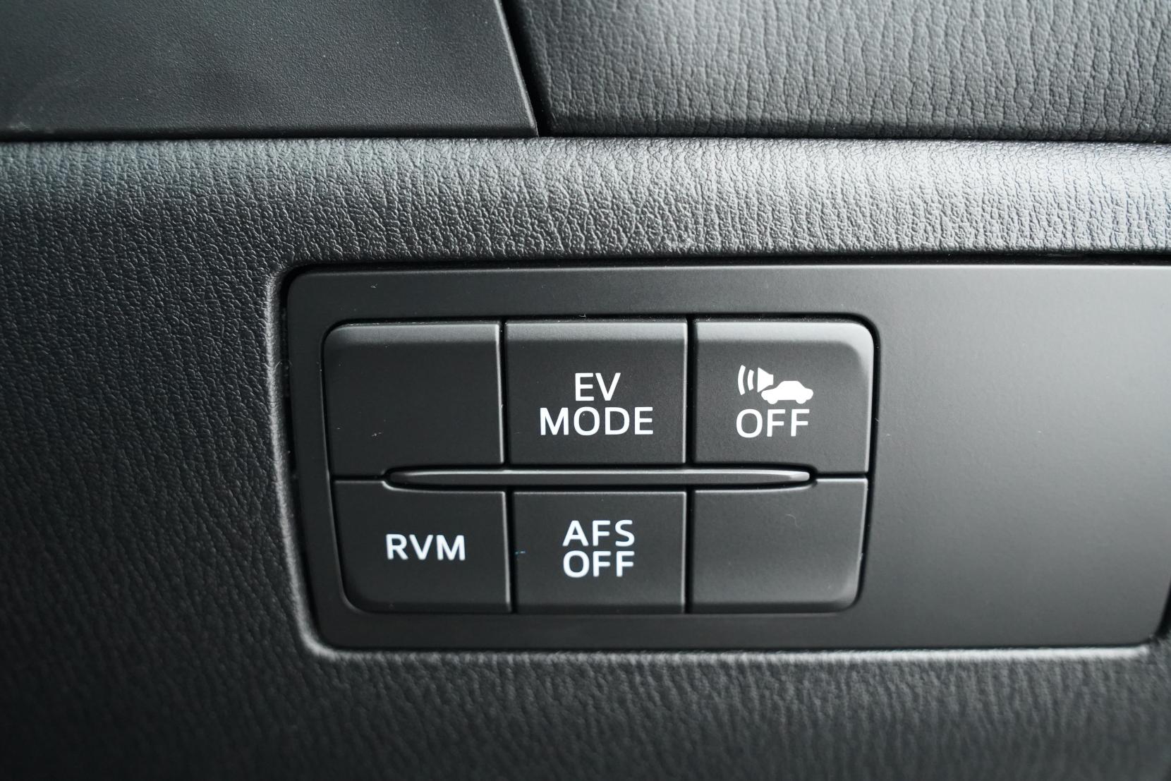 Mazda Axela 2.0 HYBRID-S L PACKAGE