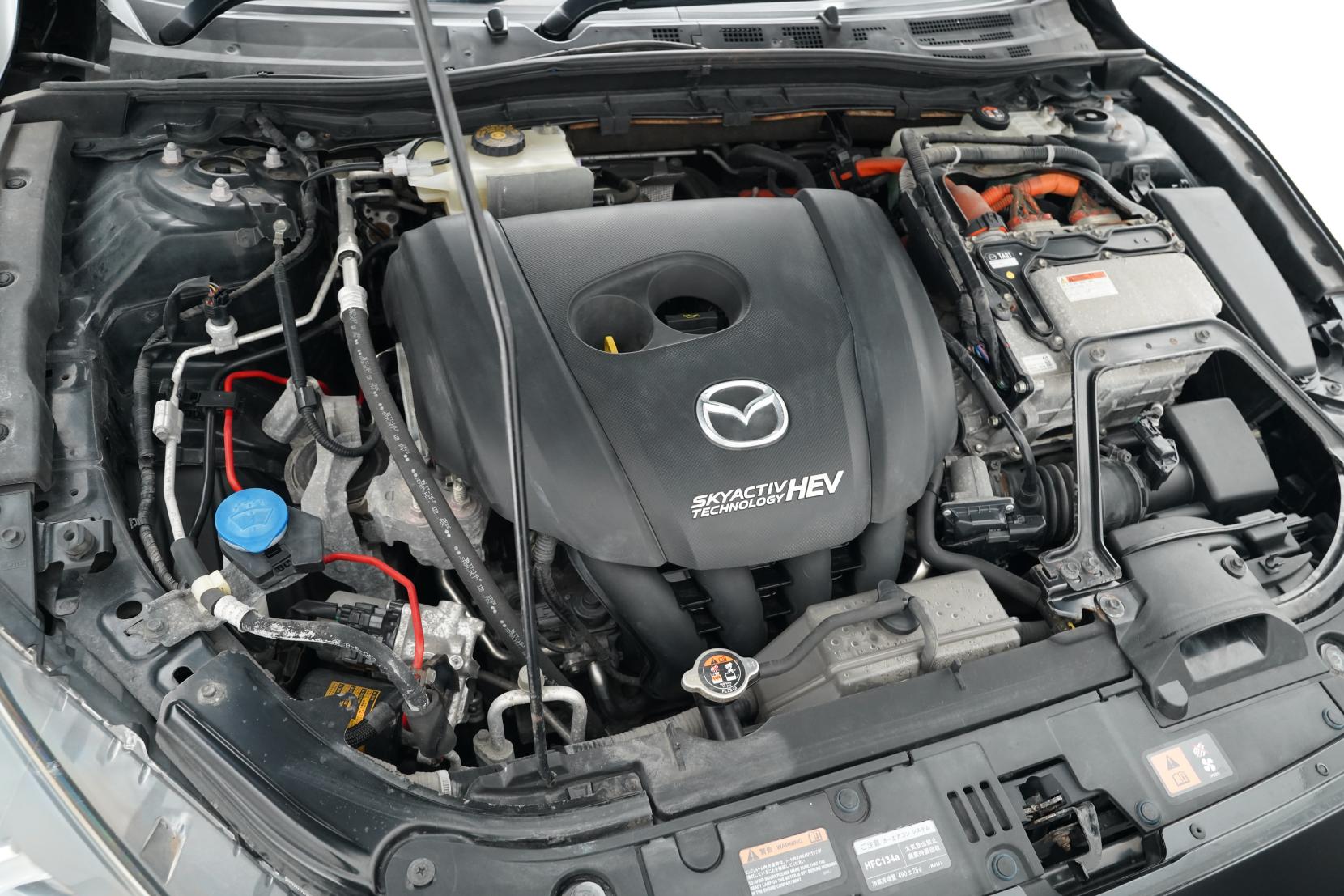 Mazda Axela 2.0 HYBRID-S L PACKAGE