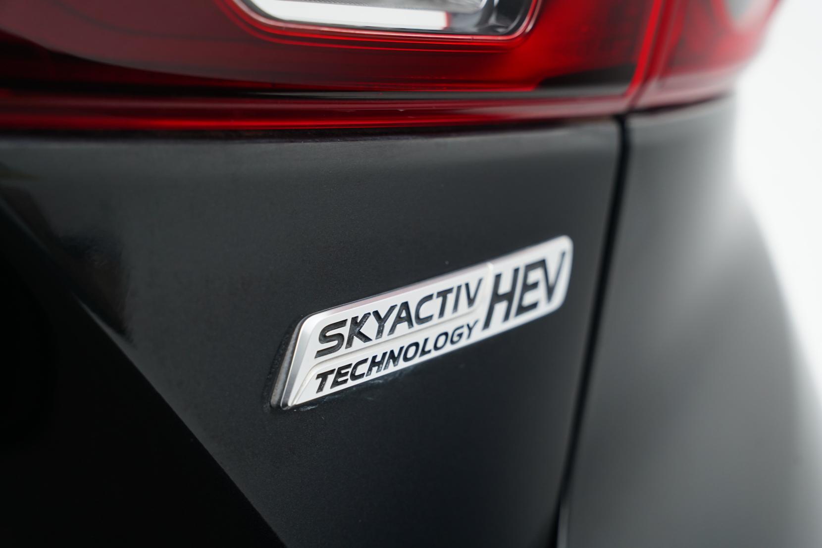 Mazda Axela 2.0 HYBRID-S L PACKAGE