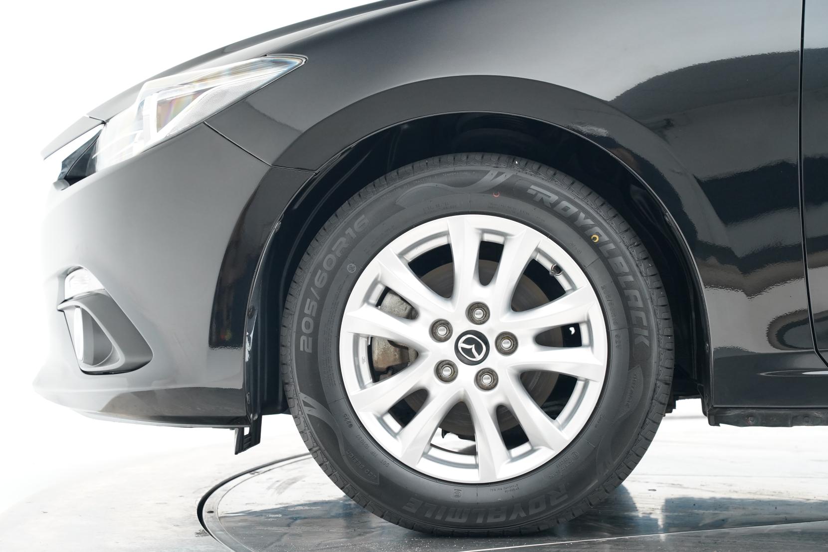 Mazda Axela 2.0 HYBRID-S L PACKAGE