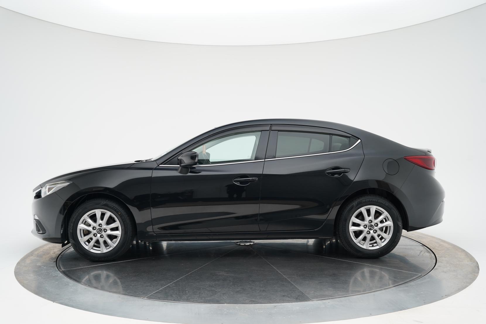 Mazda Axela 2.0 HYBRID-S L PACKAGE