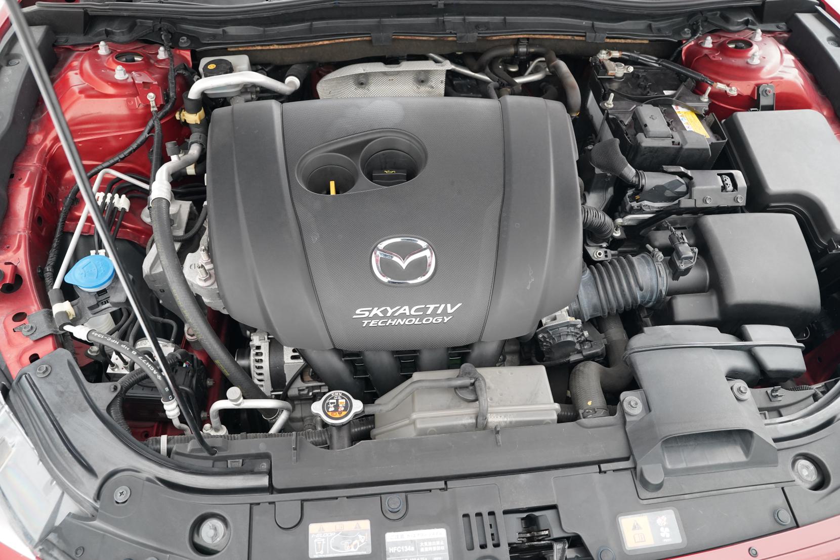 Mazda Axela 2.0 SPORT 20S