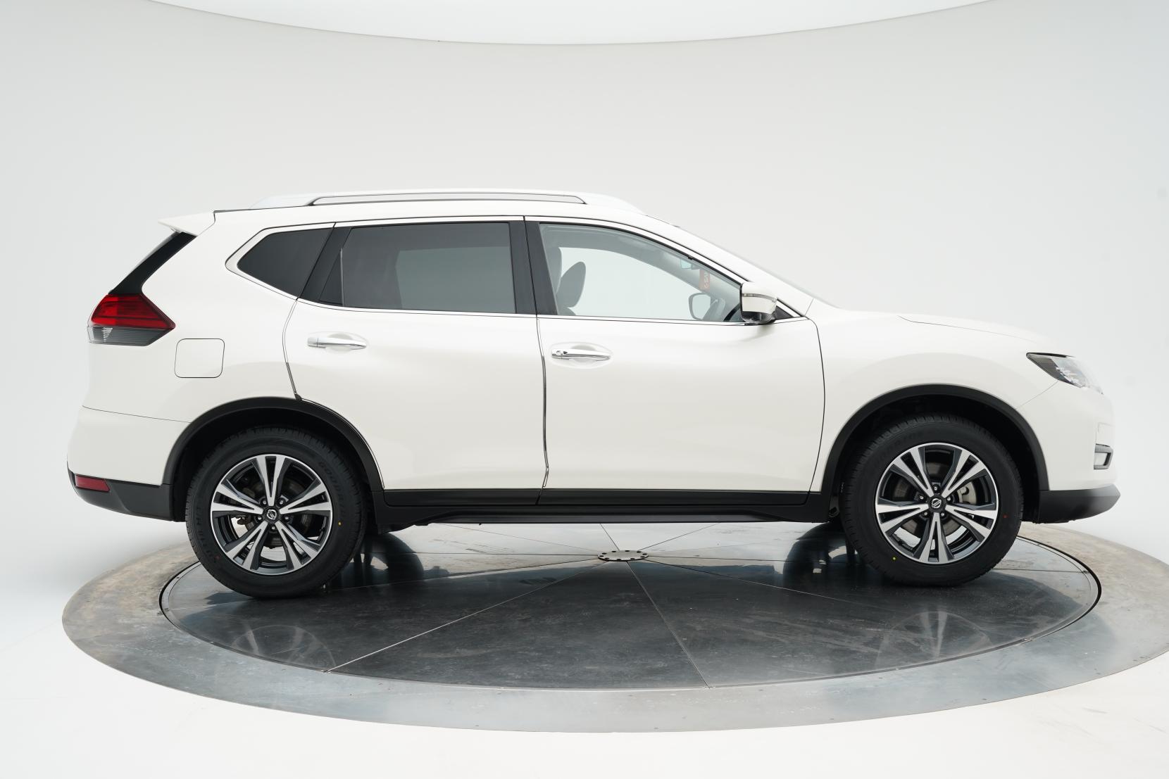 Nissan X-TRAIL 20XI