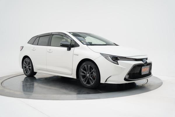 Toyota Corolla 1.8 Touring Hybrid WxB