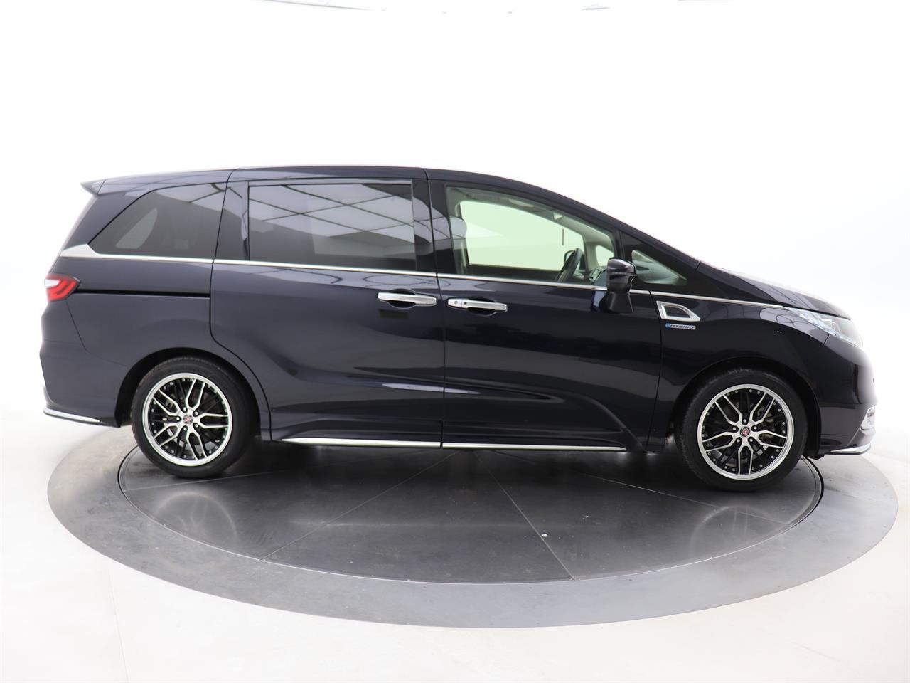 Honda Odyssey 2.4 Hybrid Absolute Honda Sensing