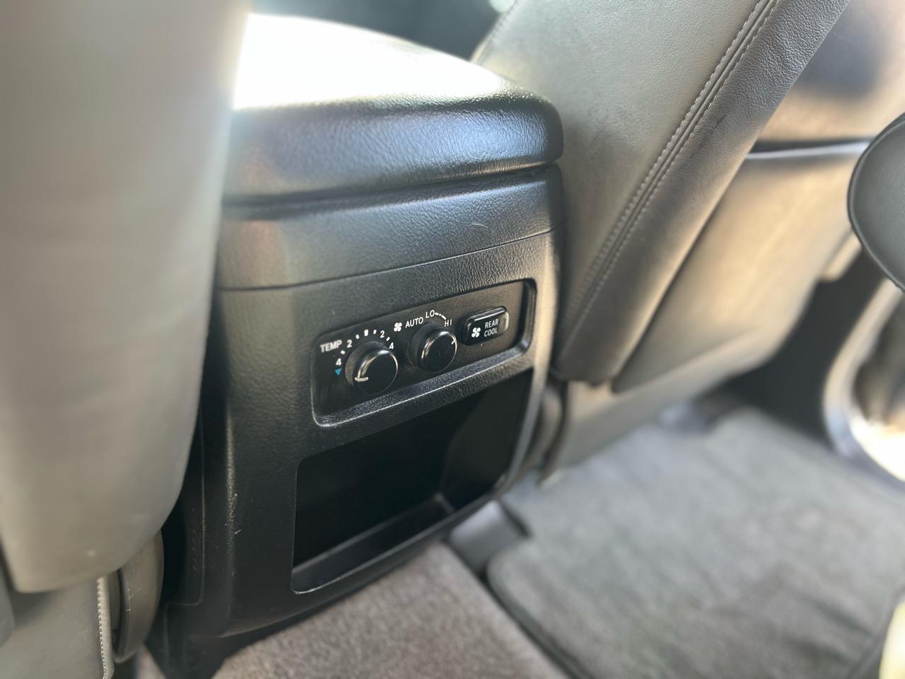 Toyota Land Cruiser Prado 3.0 VX 8 Seater  1KZ 3.0TD 