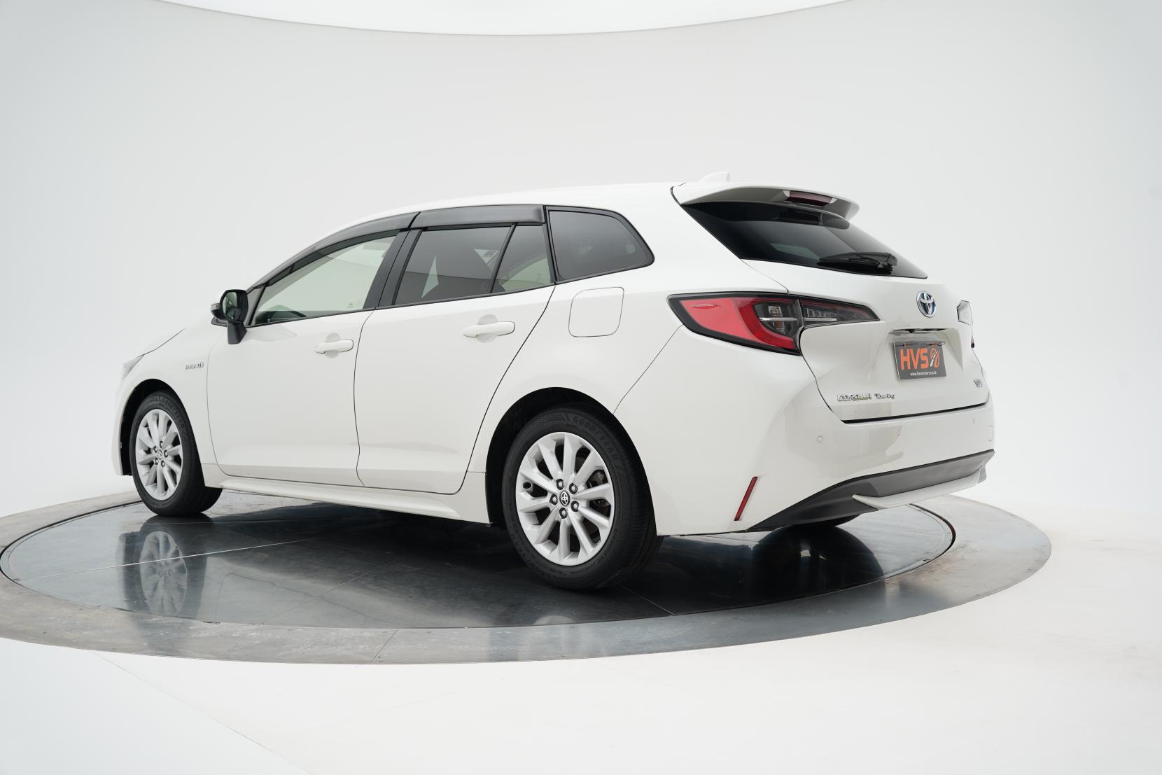 Toyota Corolla 1.8 TOURING HYBRID S