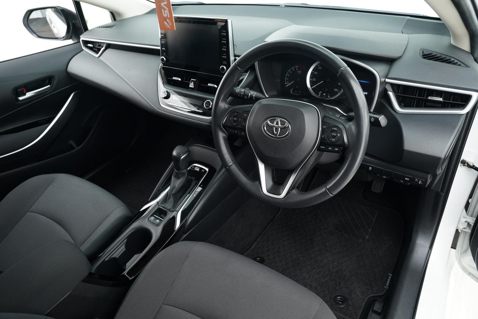 Toyota Corolla 1.8 TOURING HYBRID S
