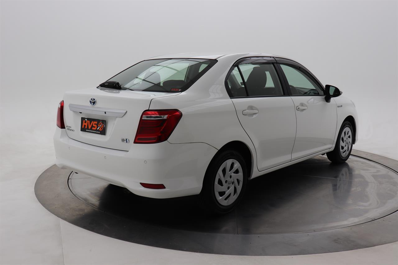 Toyota Corolla 1.5 AXIO HYBRID