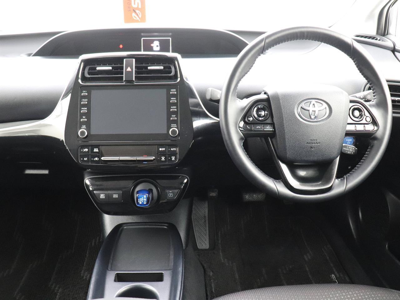 Toyota Prius 1.8 Hybrid S