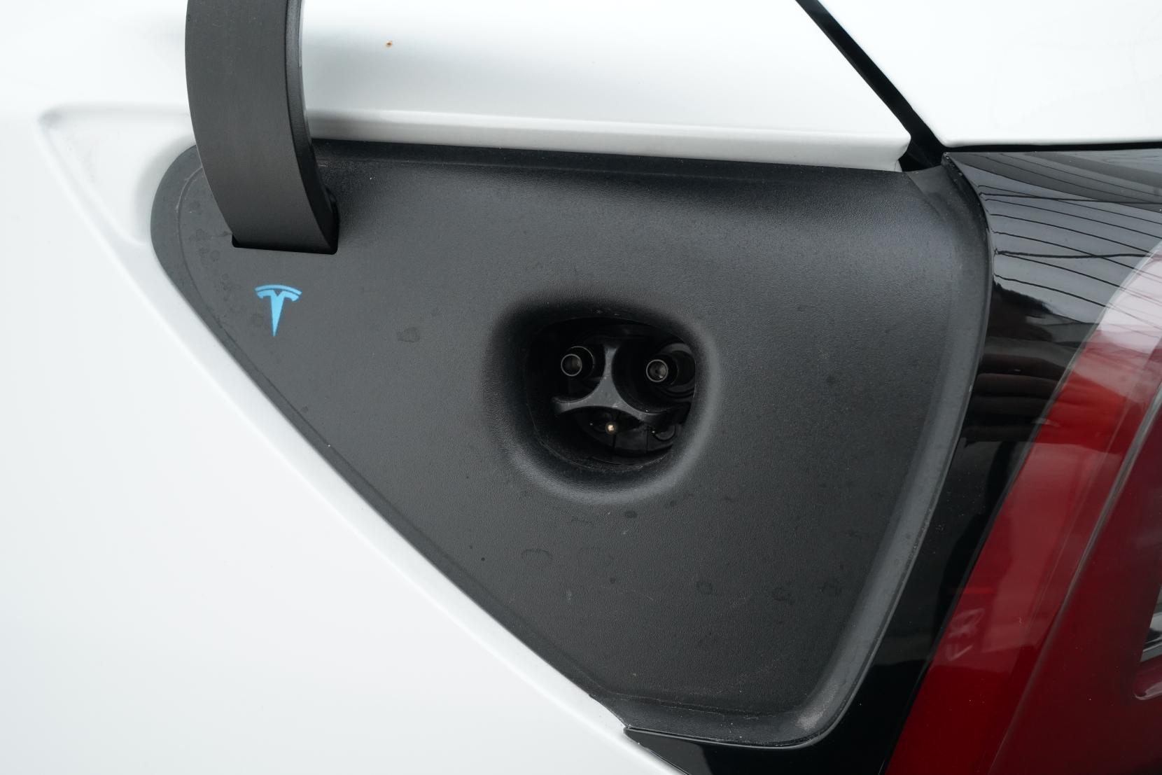 Tesla Model 3 Long Range