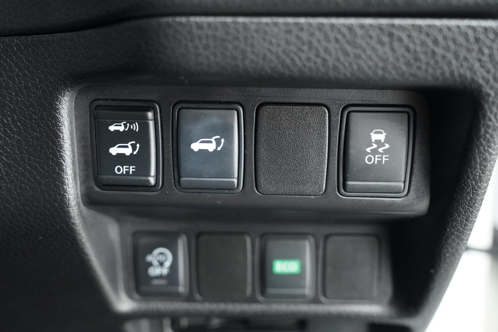 Nissan X-TRAIL 20X