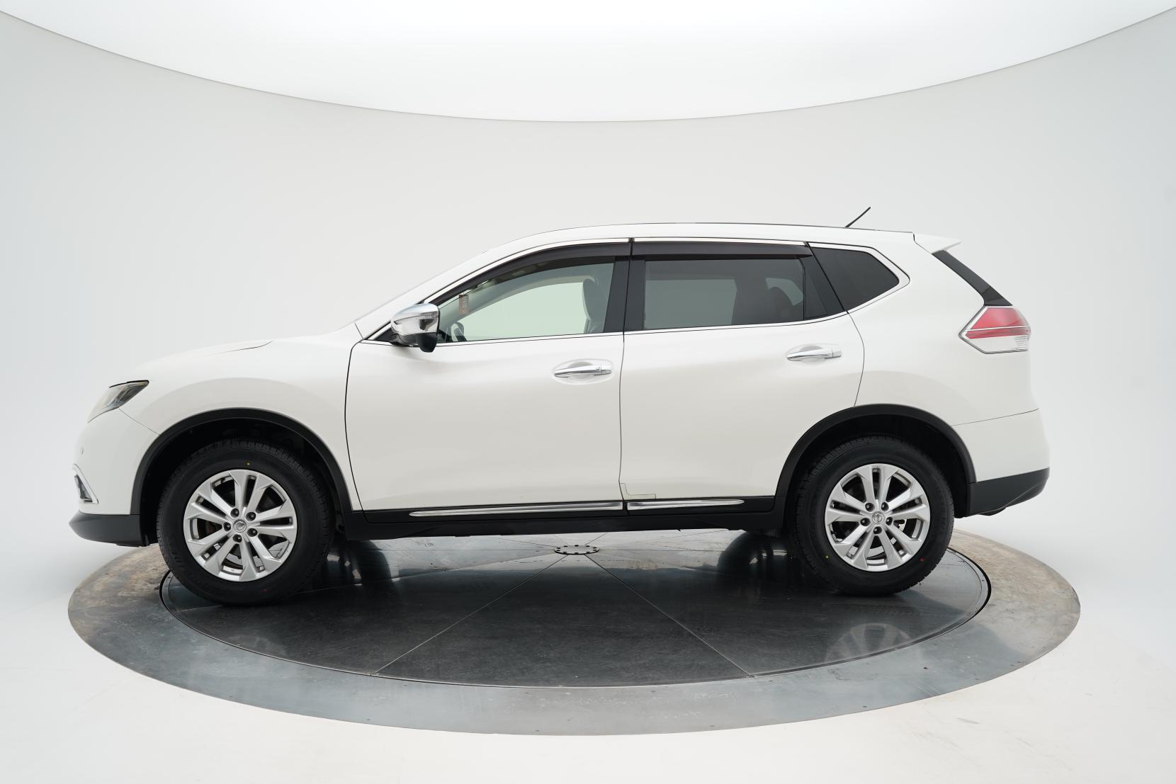 Nissan X-TRAIL 20X