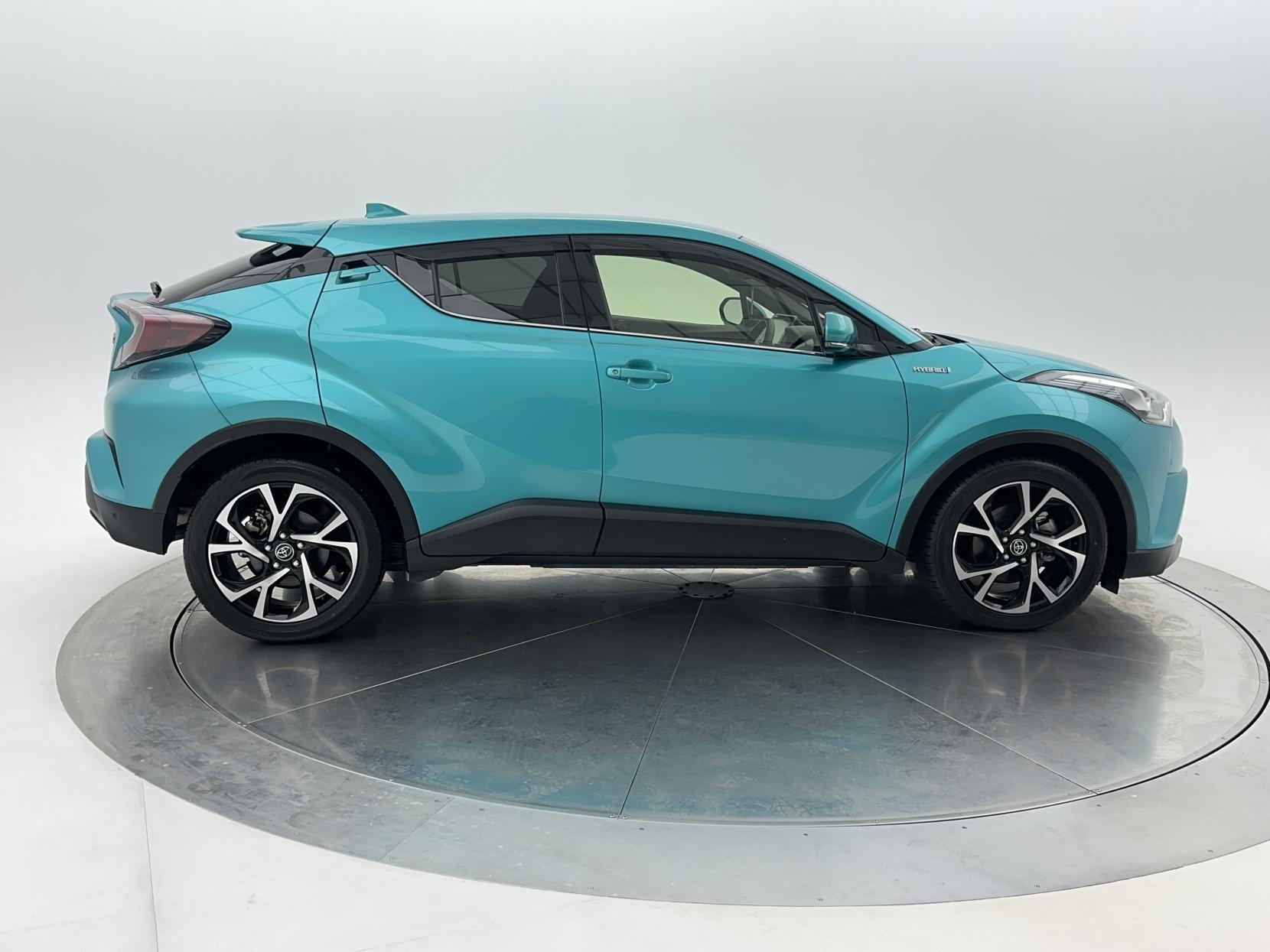 Toyota C-HR G Hybrid