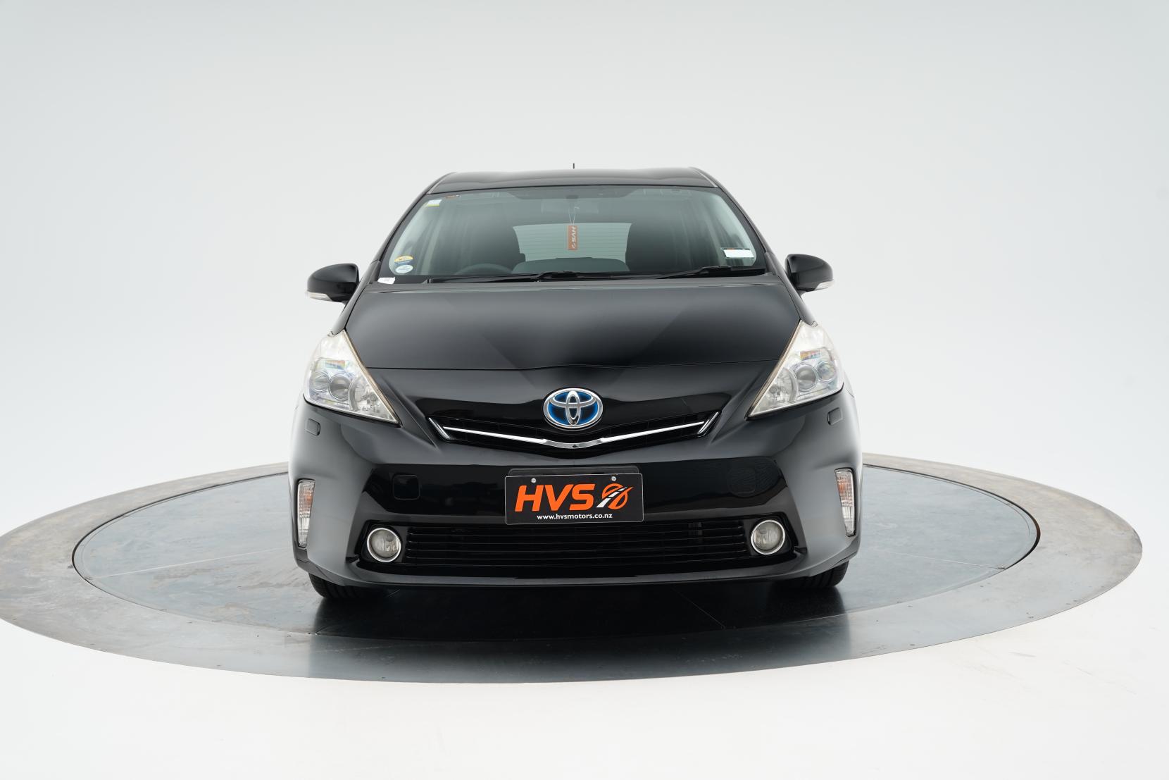Toyota Prius Alpha S 5 Seater