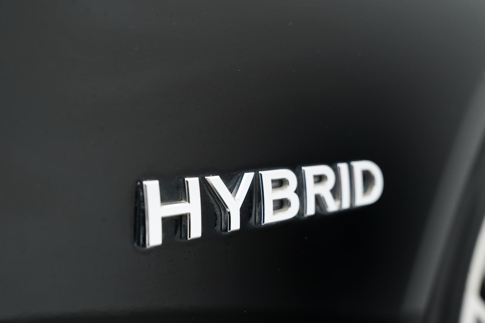 Nissan Skyline 3.5 350GT HYBRID TYPE P