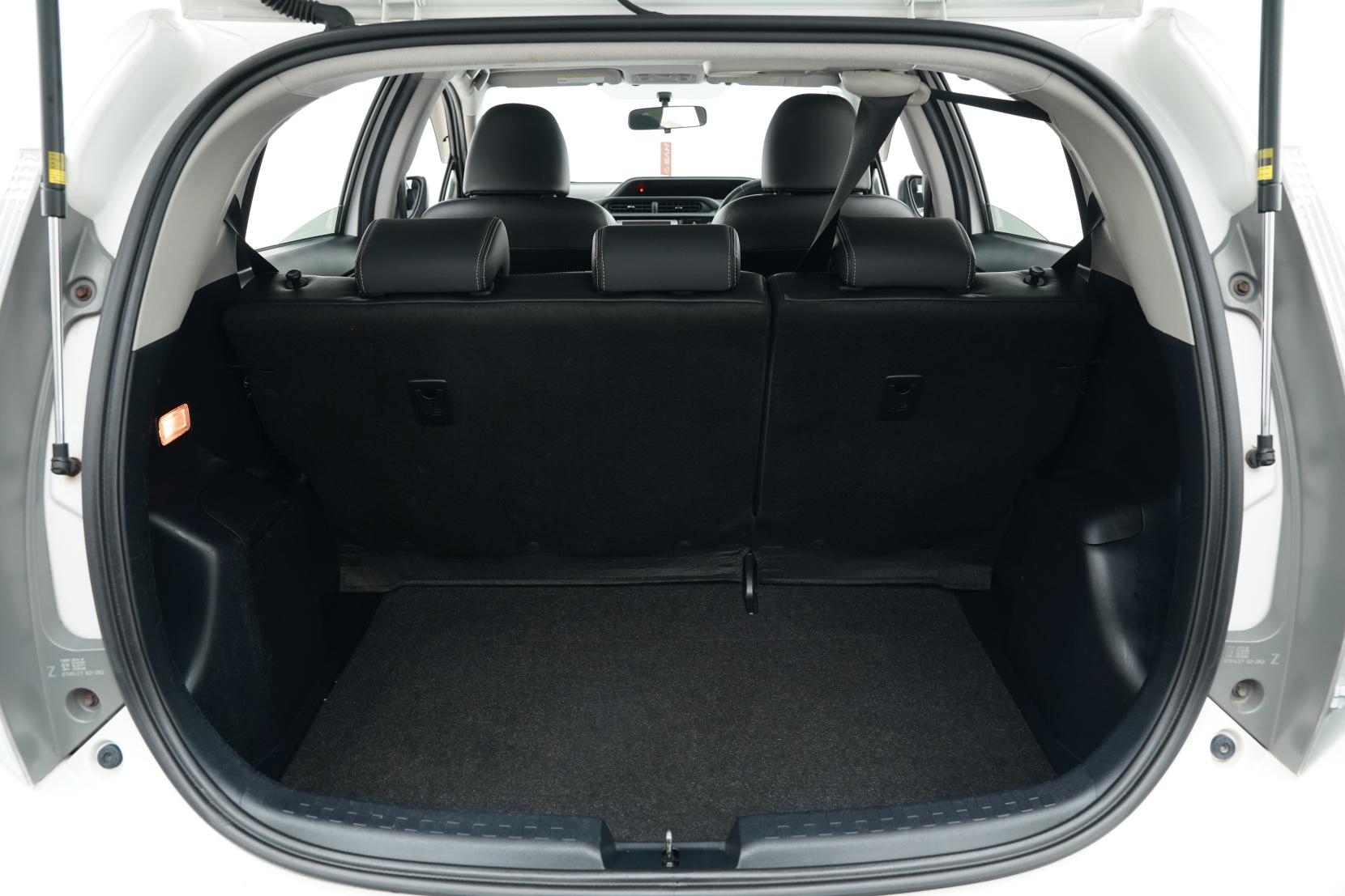 Toyota Aqua 1.5 G Leather