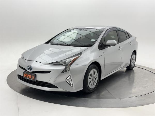 Toyota Prius 1.8 S 